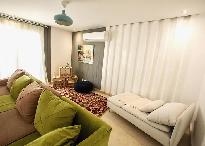 23 Havens Apartment *