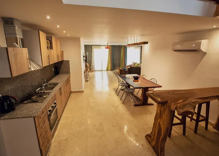 Apartment 23 Havens