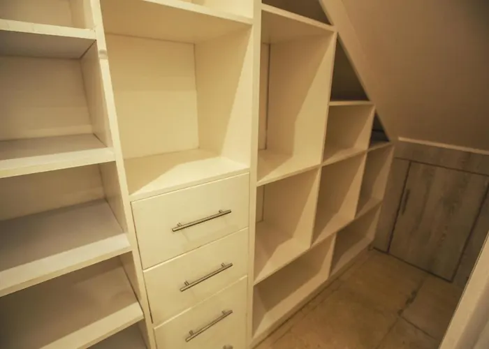 23 Havens Apartment *